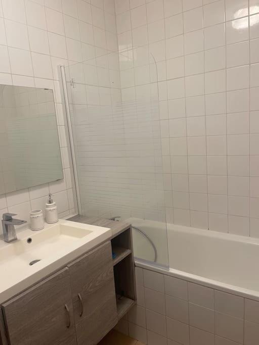 Appartement A 100 M De La Gare ปอร์-เดอ-บุค ภายนอก รูปภาพ